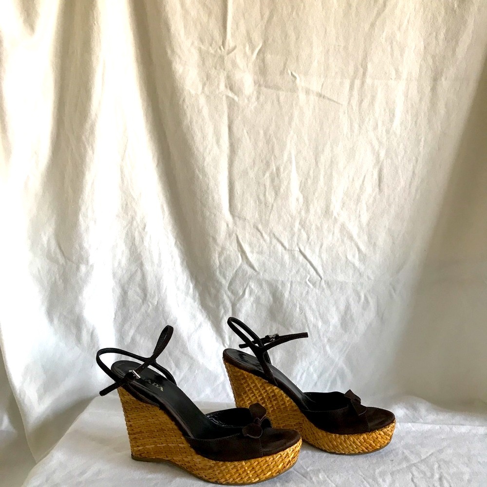 Prada brown suede platforms. Sz 40 - Picture 3 of 6